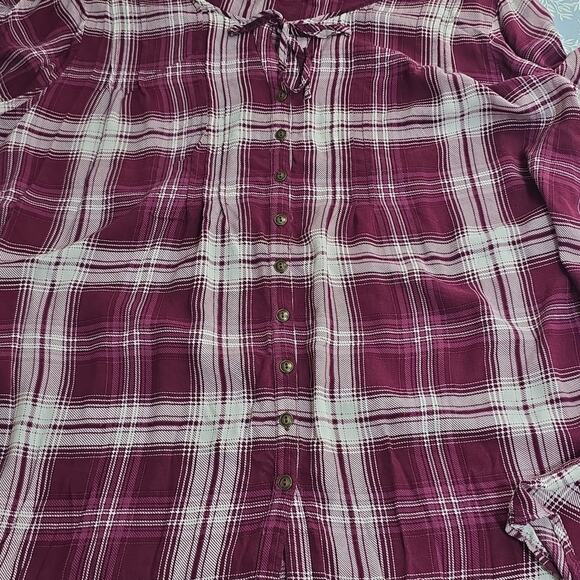 Torrid Womens Sz 3 Burgundy Plaid Button Up BOHO Grunge Festival 100% Rayon Top - Picture 6 of 12